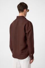 A25Y10140 KAHVE Keten Karışımlı Yaka Düğmeli Erkek Gömlek
