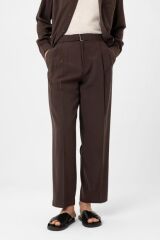 A25Y2799 KAHVE MODAL KUMAŞ RELAX FİT KEMERLİ ERKEK PANTOLON