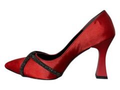 18-122 KIRMIZI ÖNÜ TAŞLI TOPUKLU AYAKKABI