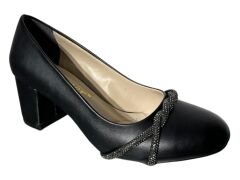 150 ÖNÜ TAŞLI SİYAH TOPUKLU AYAKKABI